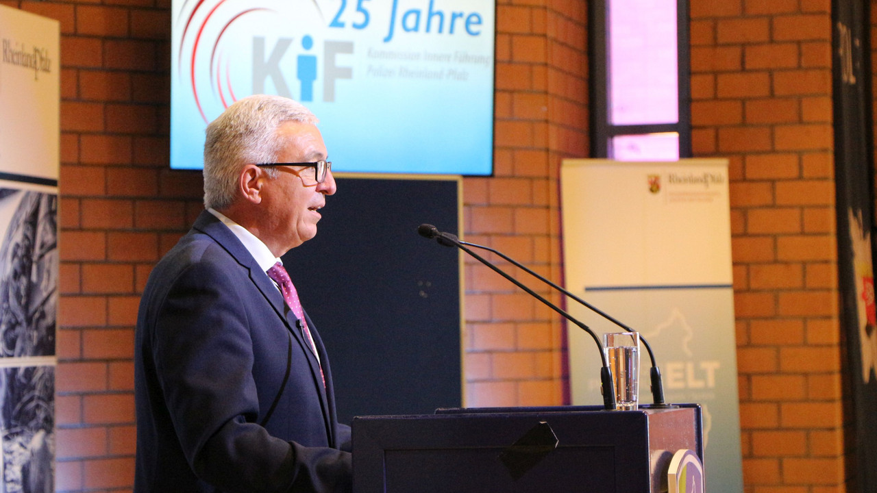 Innenminister Roger Lewentz