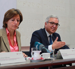 Dreyer und Lewentz bei der Pressekonferenz