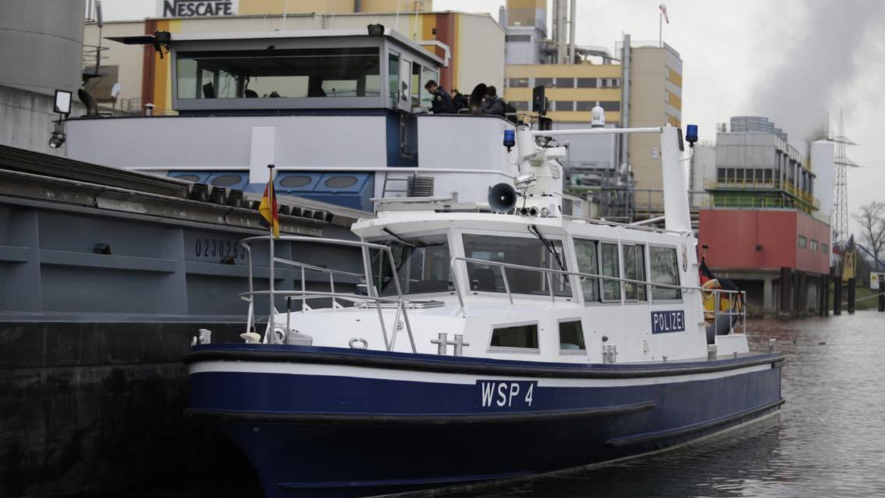 Boot der Wasserschutzpolizei in Mainz