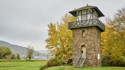 Ein rekonstruierter Limesturm in Bad Hönningen. 