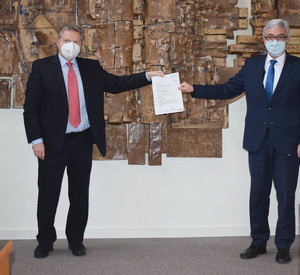 Innenminister Roger Lewentz und Bürgermeister Hans-Dieter Schneider