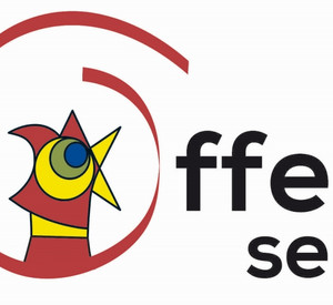 Das Motto 2016: „Offen sein“. Zu sehen ist das Logo des Europäischen Dorferneuerungspreises 2016. Im großen geschwungenen O von offen ist ein Hahn als Piktogramm zu erkennen.