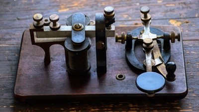 Ein alter Morsetelegraph