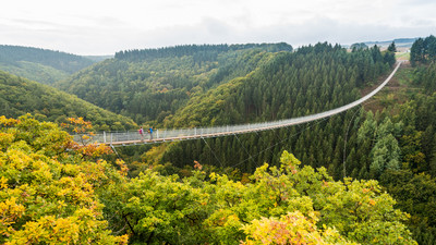 Die Hängeseilbrücke Geierlay im Hunsrück