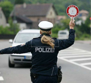 Verkehrskontrolle der Polizei in Rheinland-Pfalz
