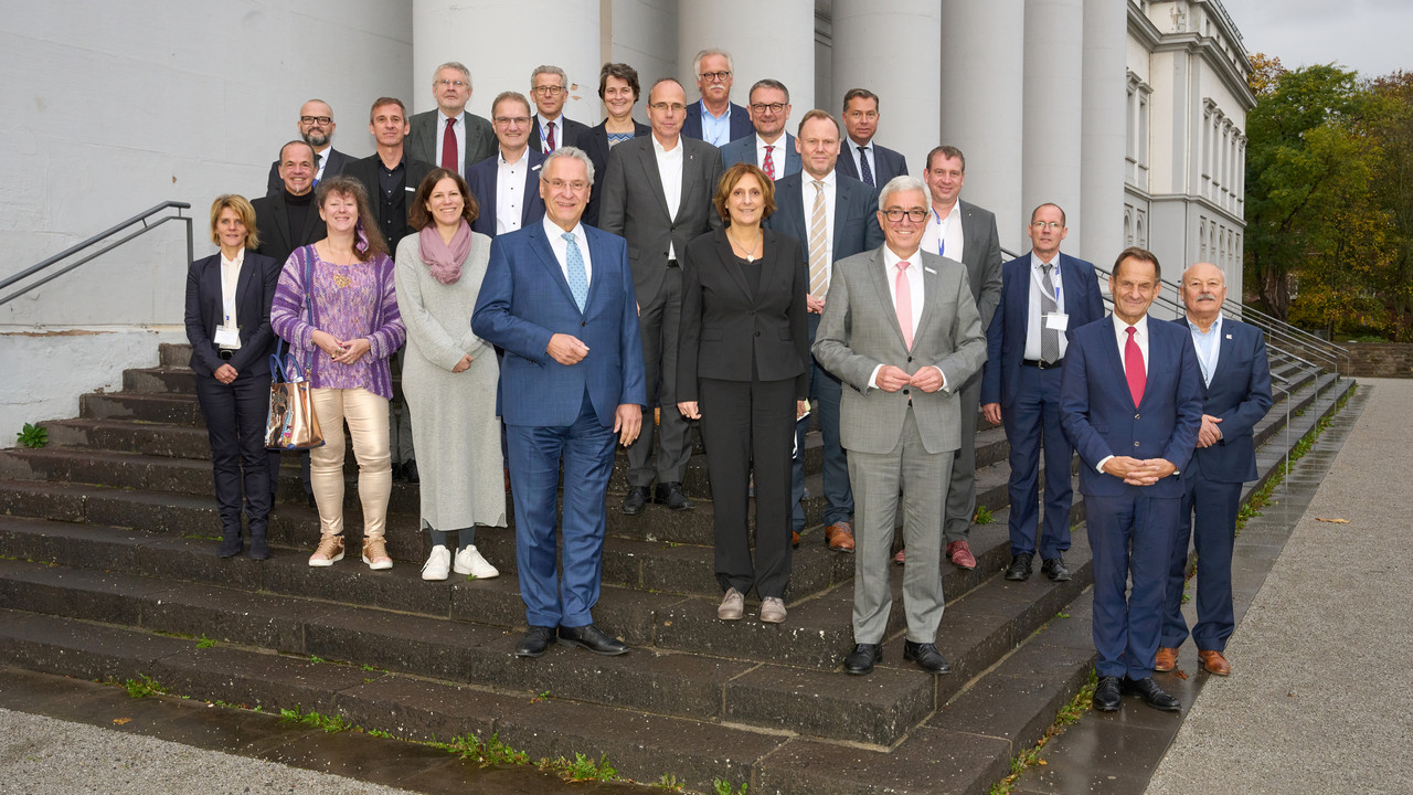 Die Sportminister der Länder bei der 45. Sportministerkonferenz