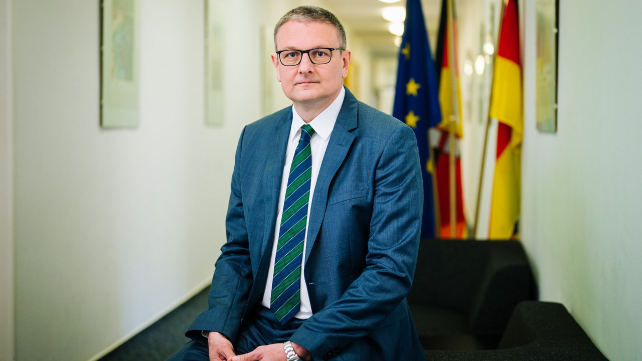 Das Innenministerium hat Christian Seel als Internen Revisor eingesetzt.