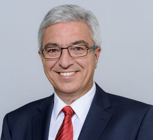 Minister Lewentz